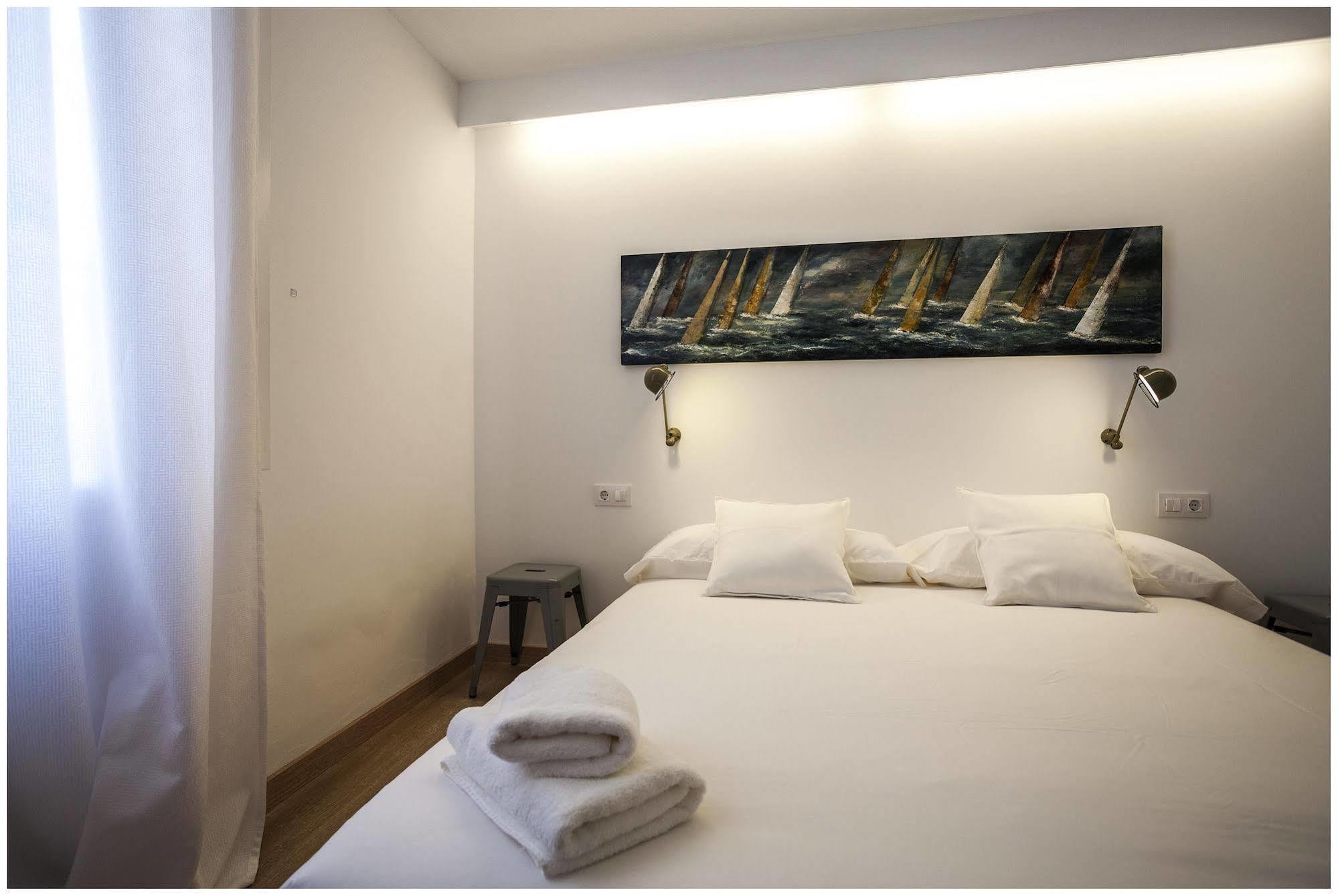 Cheap & Chic Hotel Ciutadella  Exterior foto